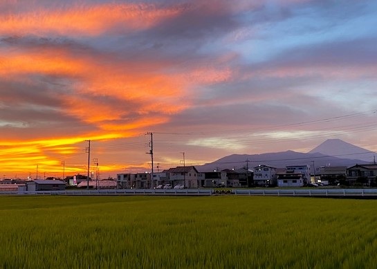 夕映えと富士山